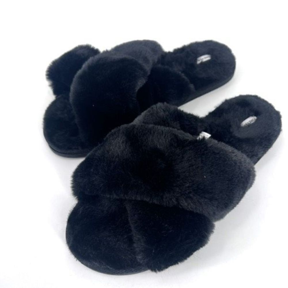 Forever 21 Radley Poppins‎ Court Slippers Size Large Fuzzy Black Bloggers Fave